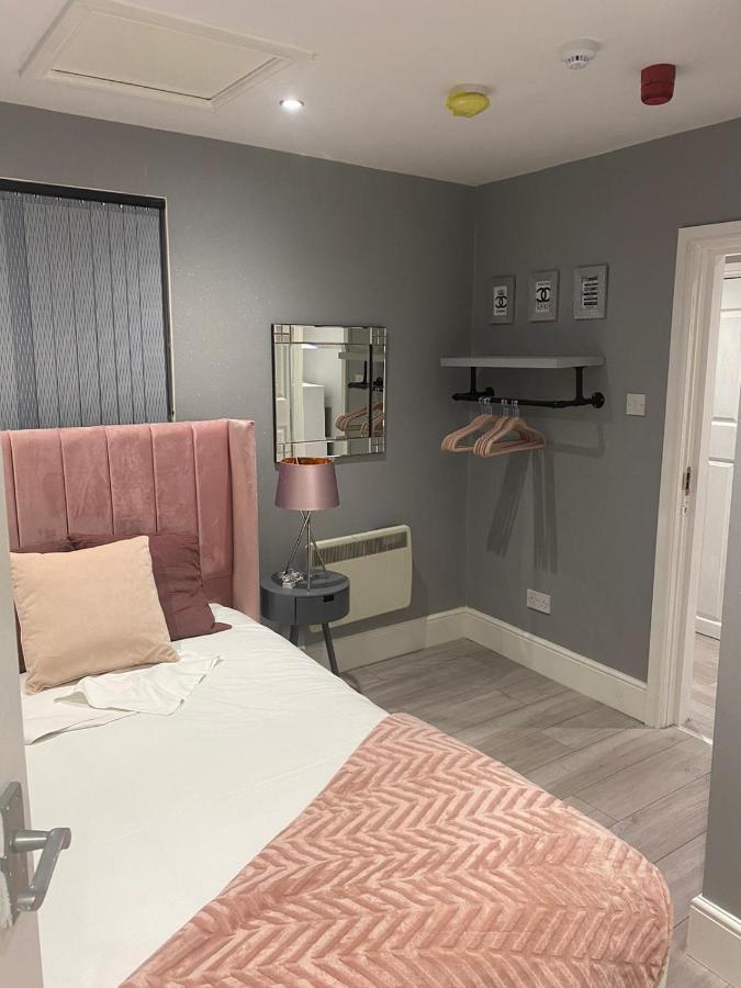 Ali'S Holiday Apartments F1 แบล็คพูล ภายนอก รูปภาพ